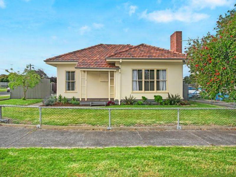 8 Tate Street, Thomson - Thumbnail 2