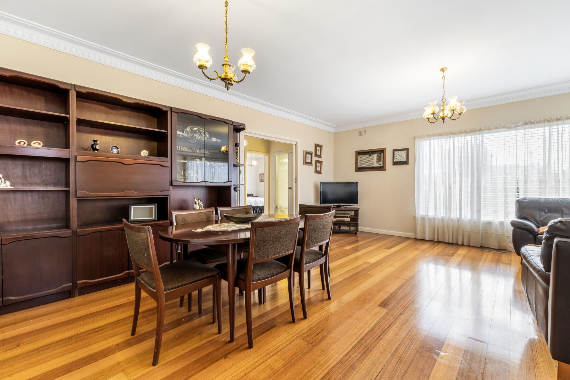 Mid Century Charm With Lots Of Potential