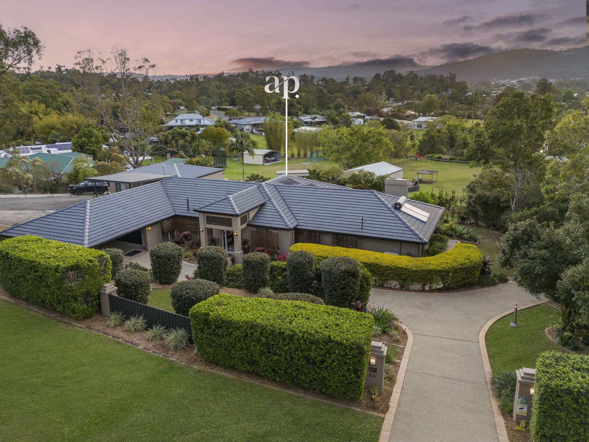 33 Ruth Terrace, Oxenford - Thumbnail 4