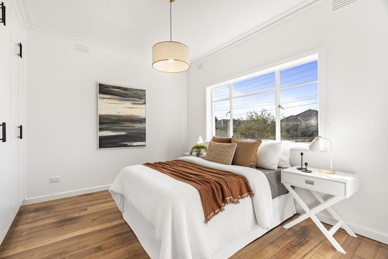 33 Central Avenue, Thomastown