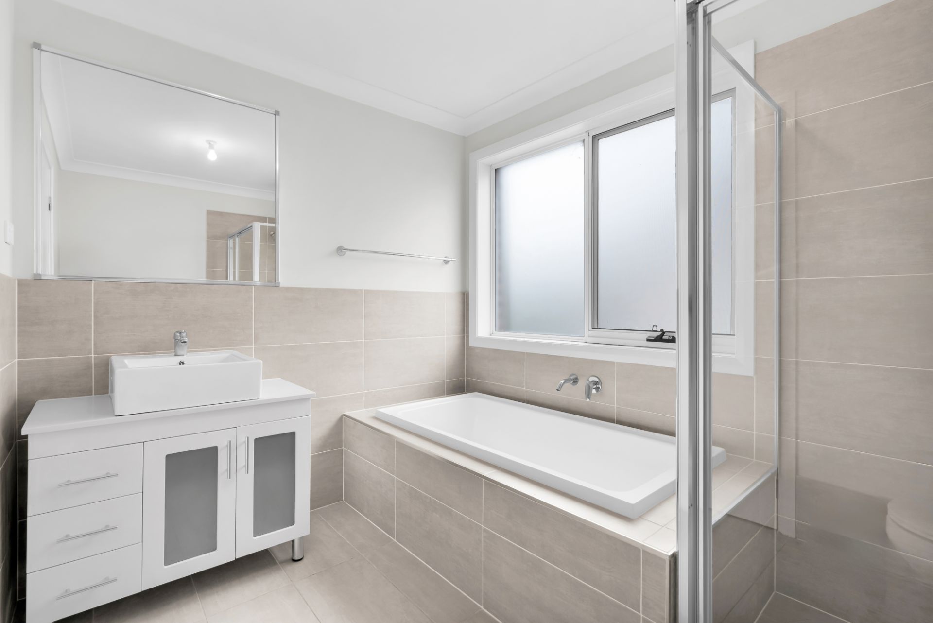 92 Goldsmith Avenue, Campbelltown, Campbelltown - Thumbnail 4