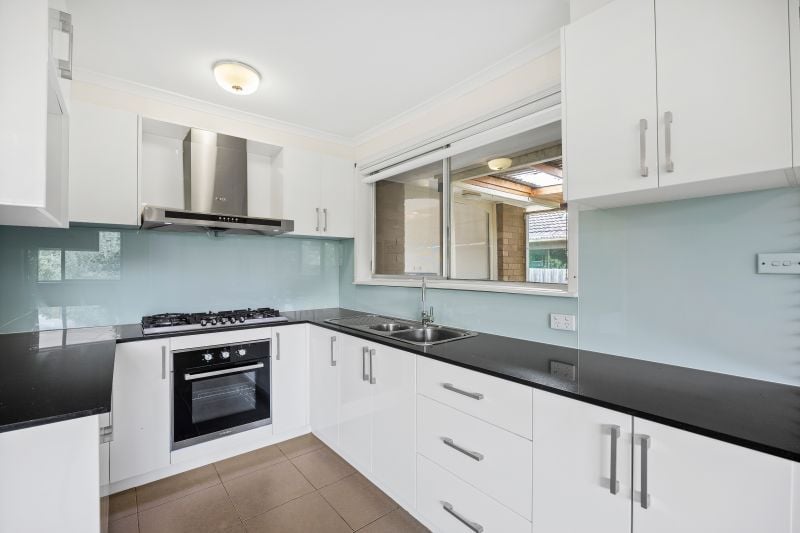 15 Peppercorn Parade, Epping