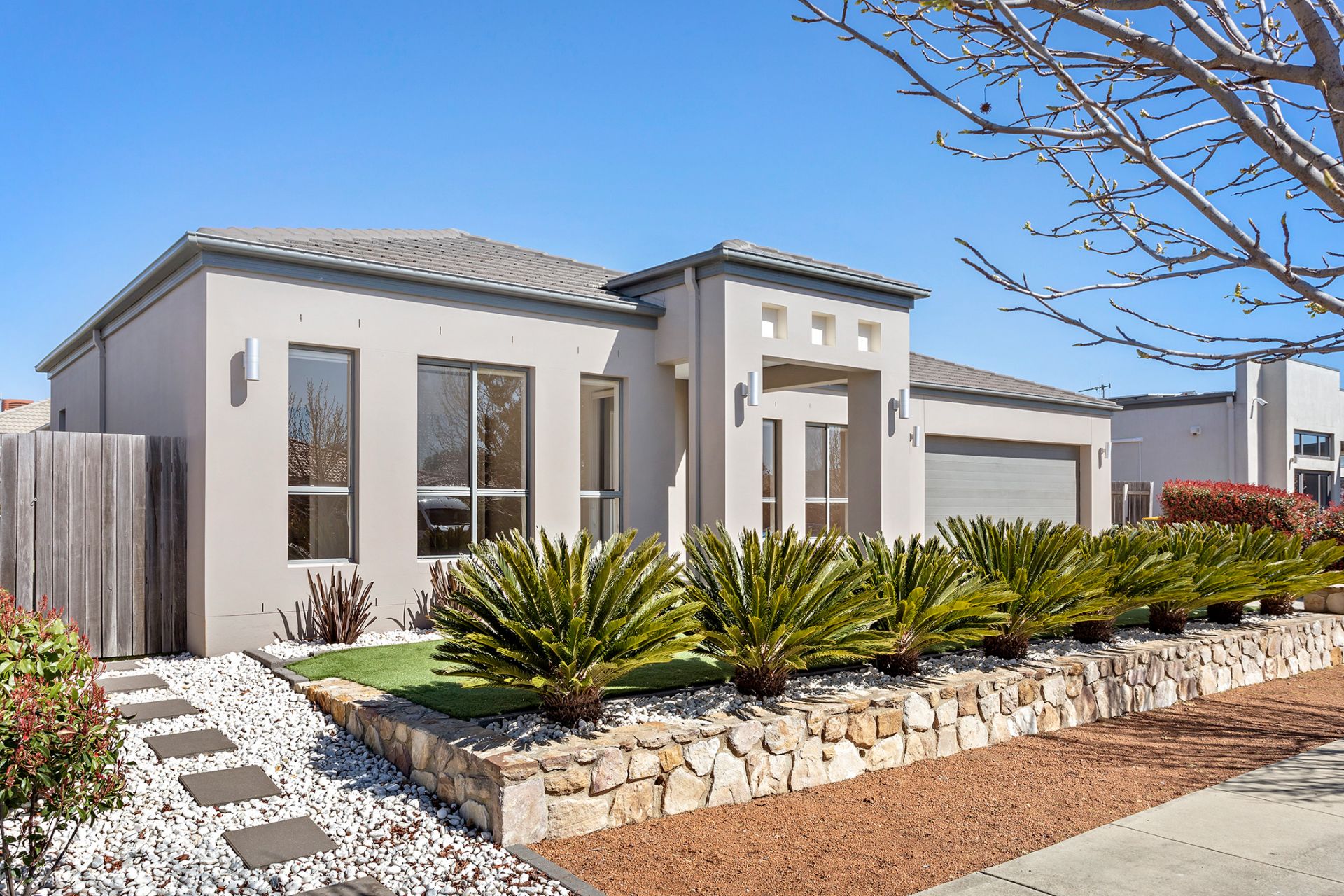 6 Ruth Bedford Street, Franklin, Franklin - Thumbnail 2