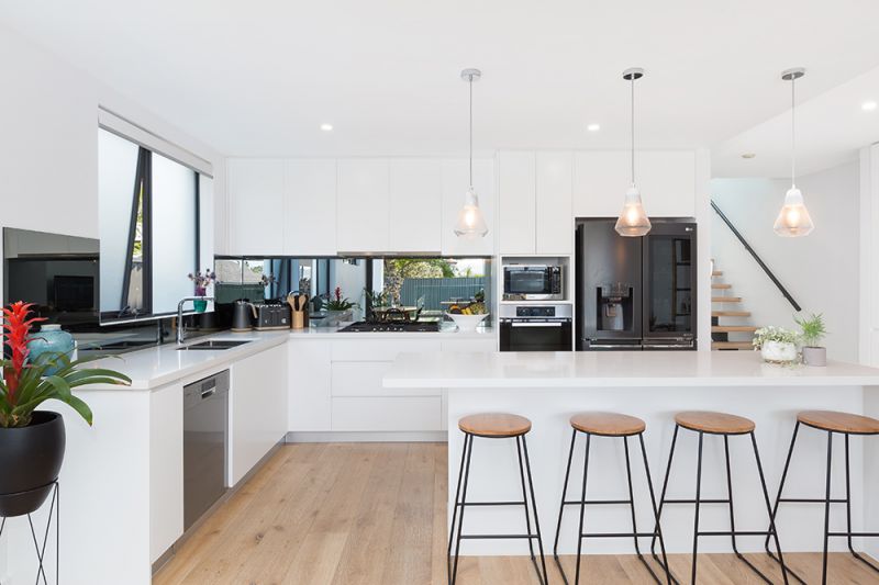 8b Arcadia Avenue, WOOLOOWARE, Woolooware - Thumbnail 2