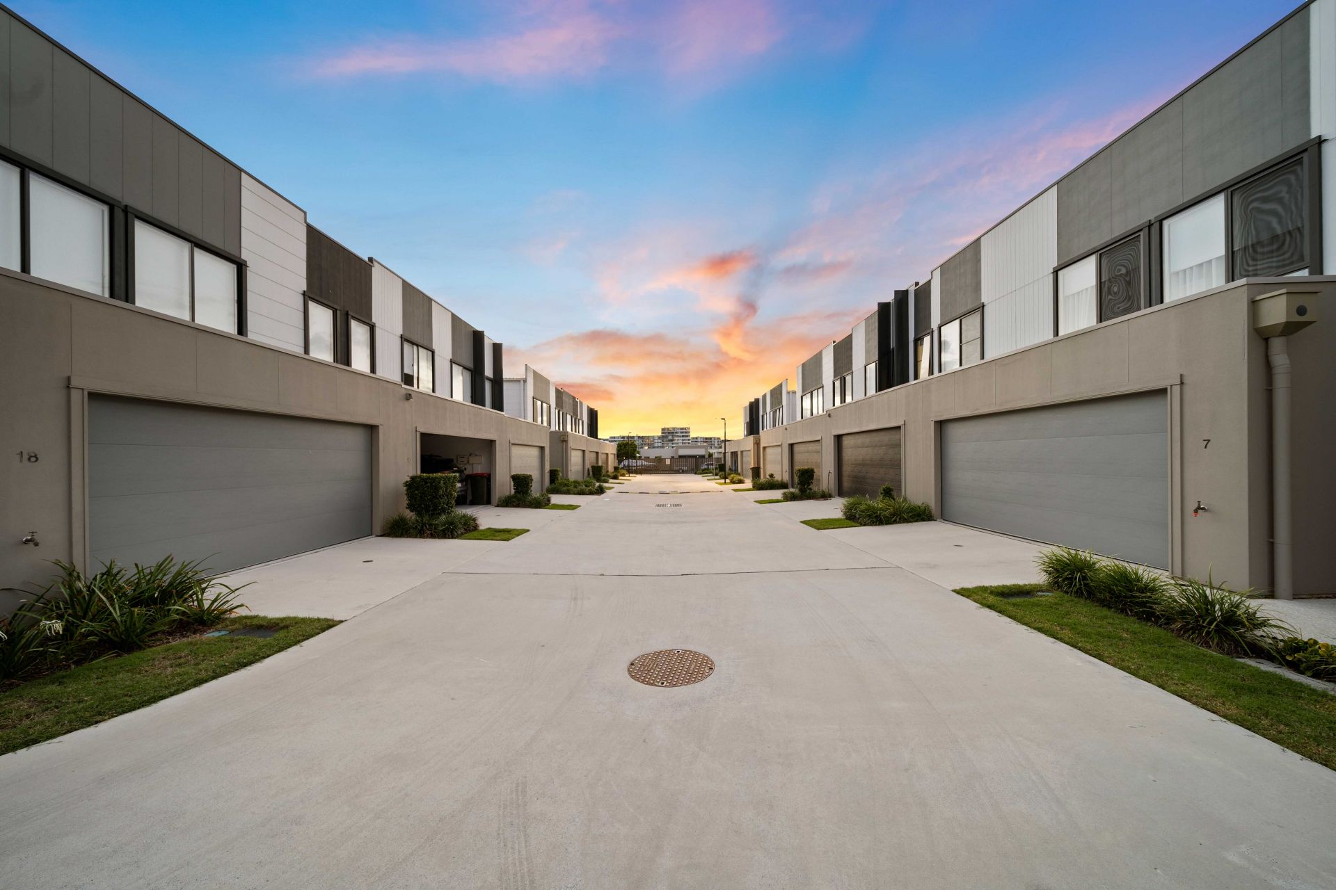 19/35 Grant Avenue, Hope Island QLD 4212, Hope Island - Thumbnail 3