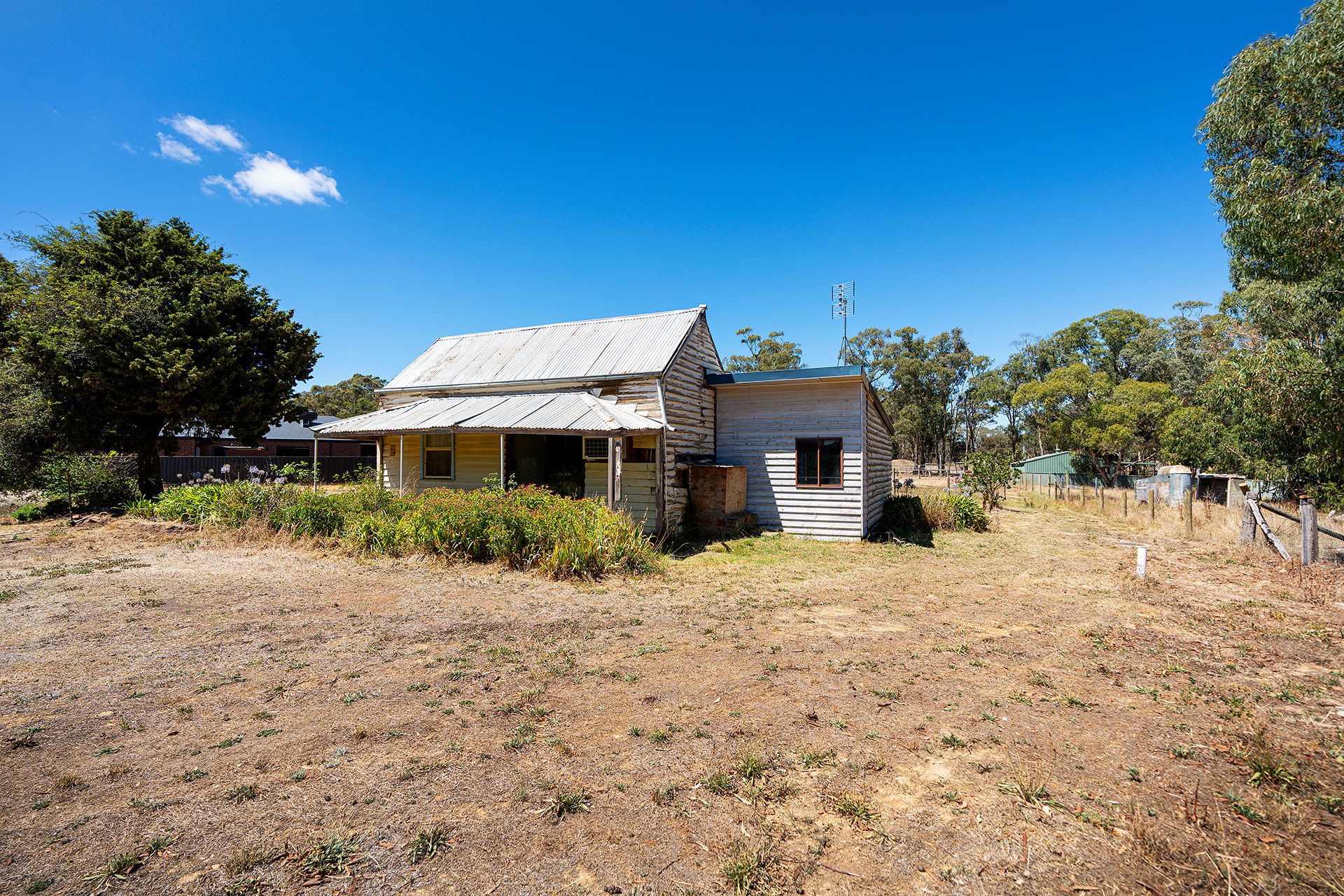 Lot 1, 70 Fryers Road, Campbells Creek - Thumbnail 6