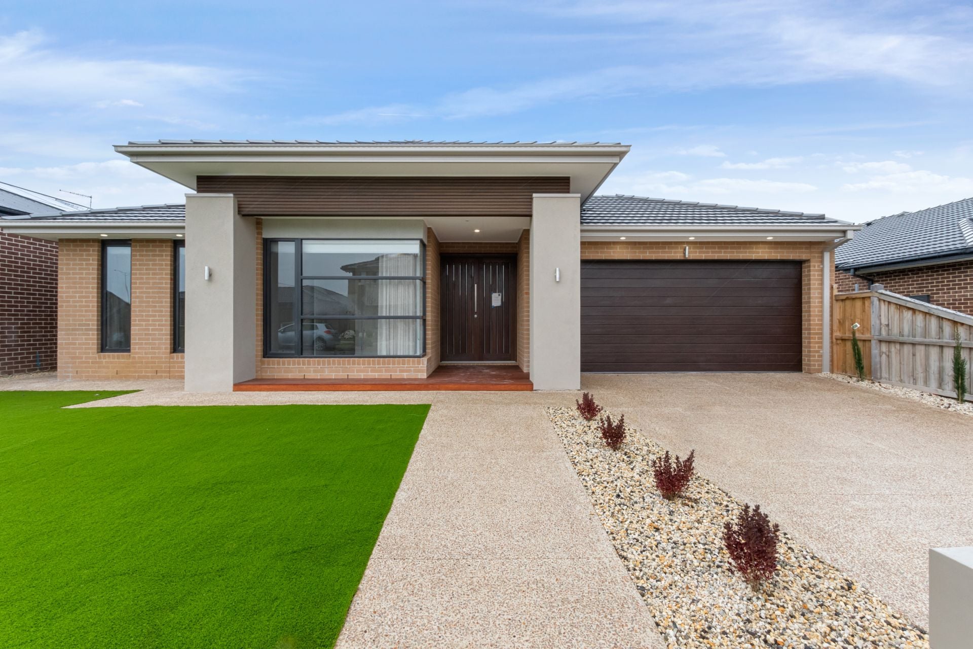FINE FINISHES, EXPANSIVE SPACES
