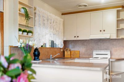 3
 
 
 
  
 
 
 1
 
 
 
  
 
 
 2
 
 
 
 
 
 
 
 22 Henry Street, Sheffield TAS 7306, Sheffield - Thumbnail 5