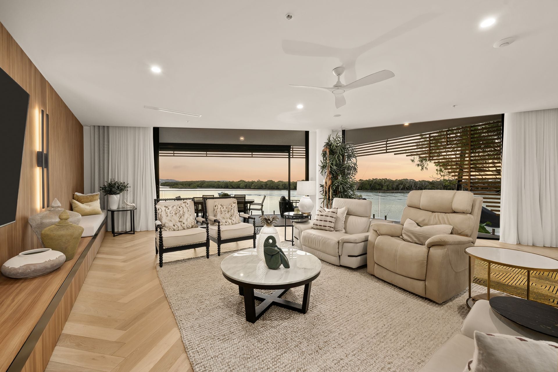 2/4 Paradise Parade, Paradise Point QLD 4216, Paradise Point - Thumbnail 7
