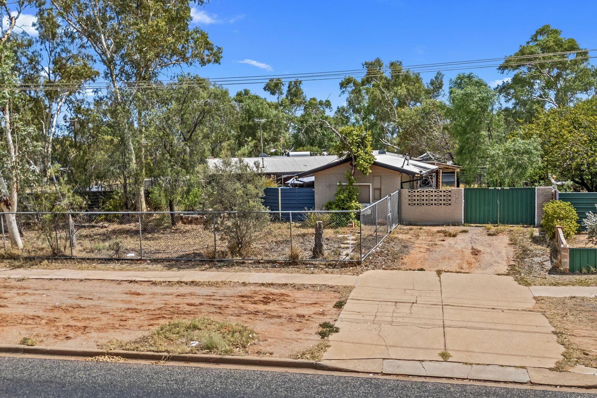 4 Pedler Avenue Gillen NT, Gillen - Thumbnail 2