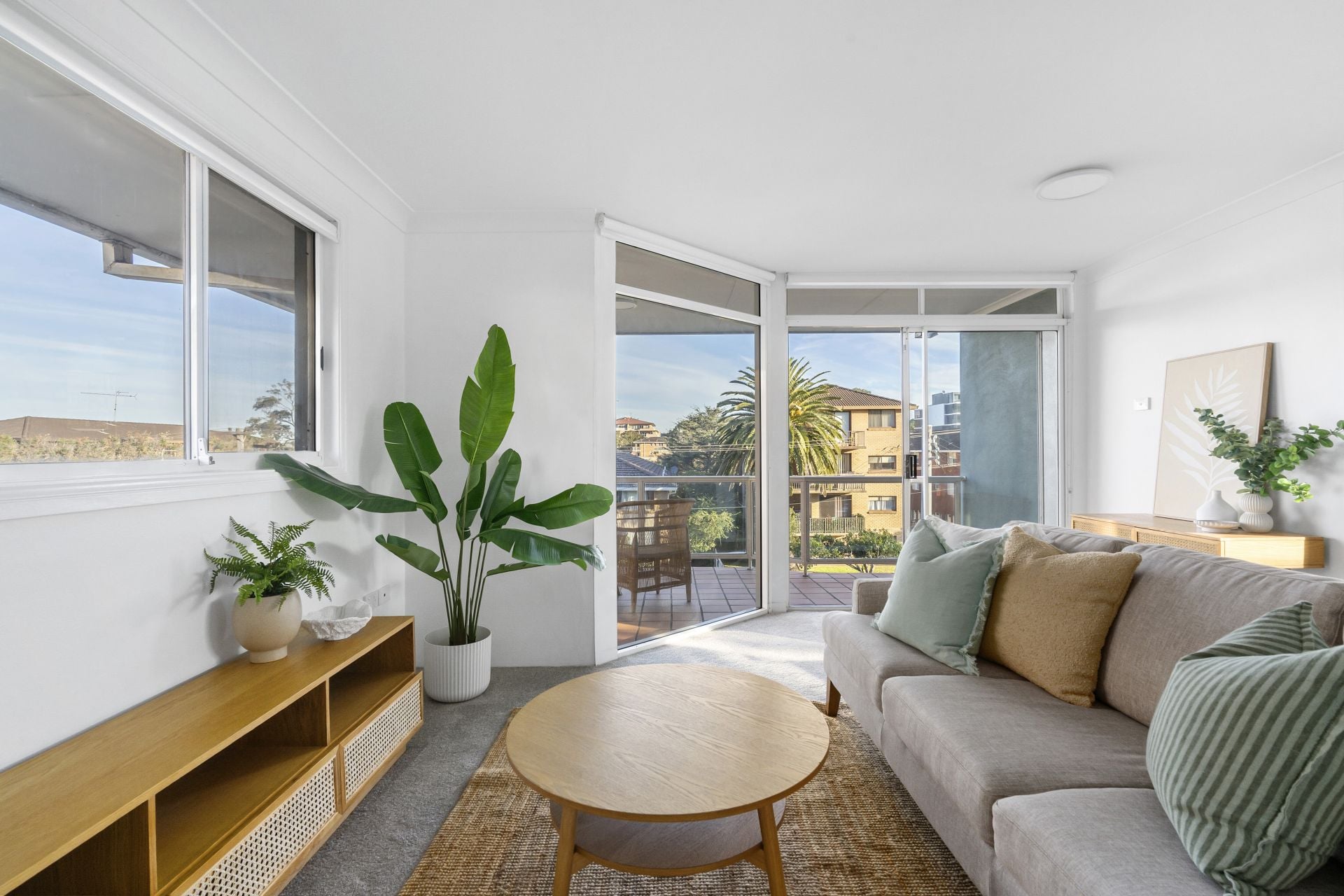 4/30 Campbell Street, Wollongong NSW, Wollongong - Image 1