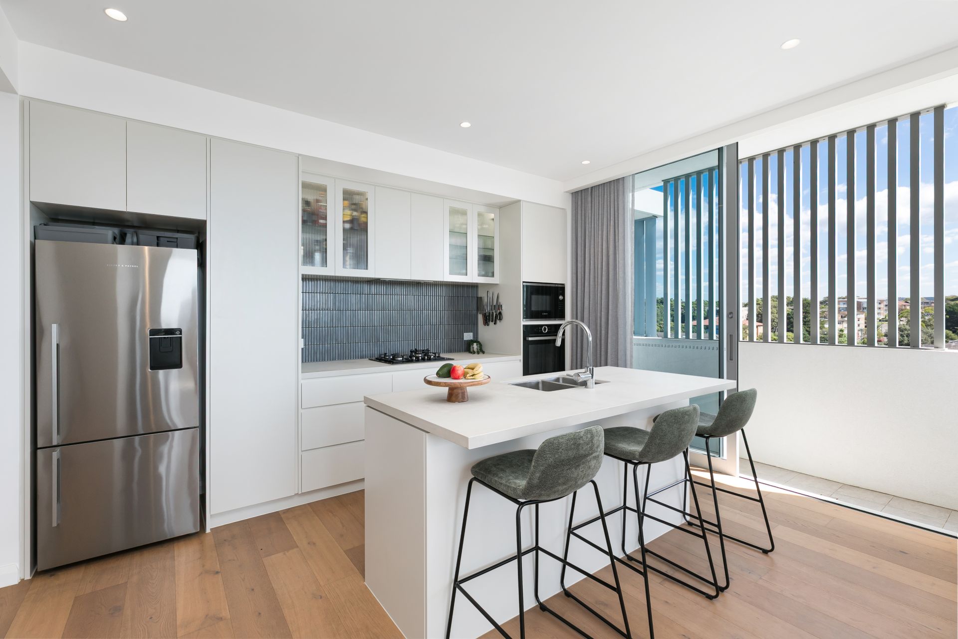 302/5-7 Burke Road, Cronulla, Cronulla - Thumbnail 4