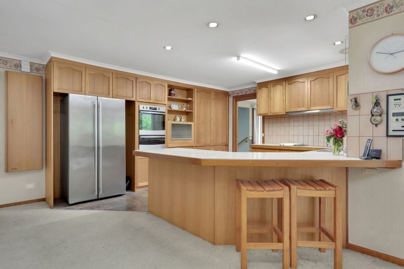 179 St Helena Road, Greensborough