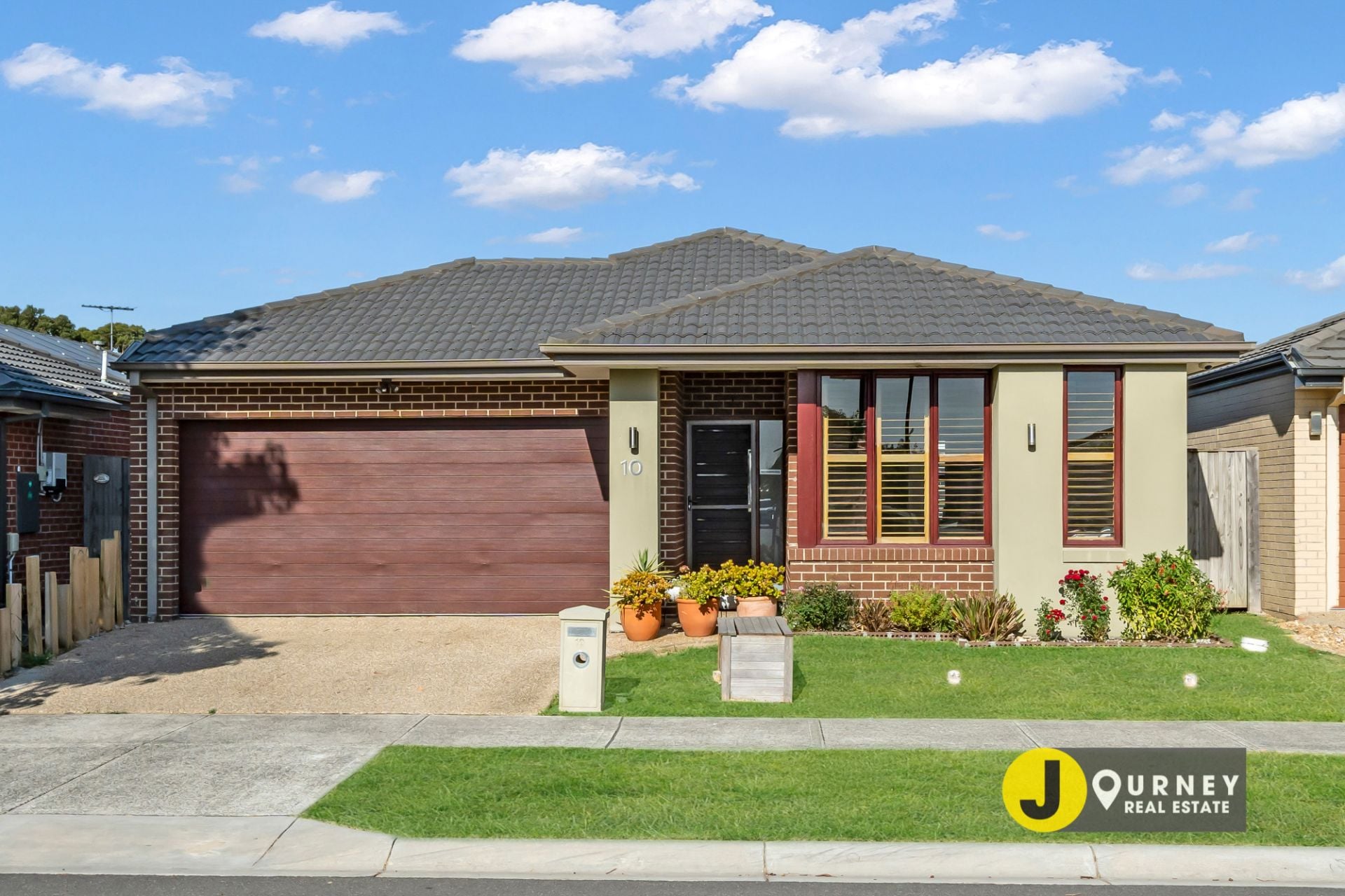 10 Simon Avenue, Officer VIC, Officer - Thumbnail 2