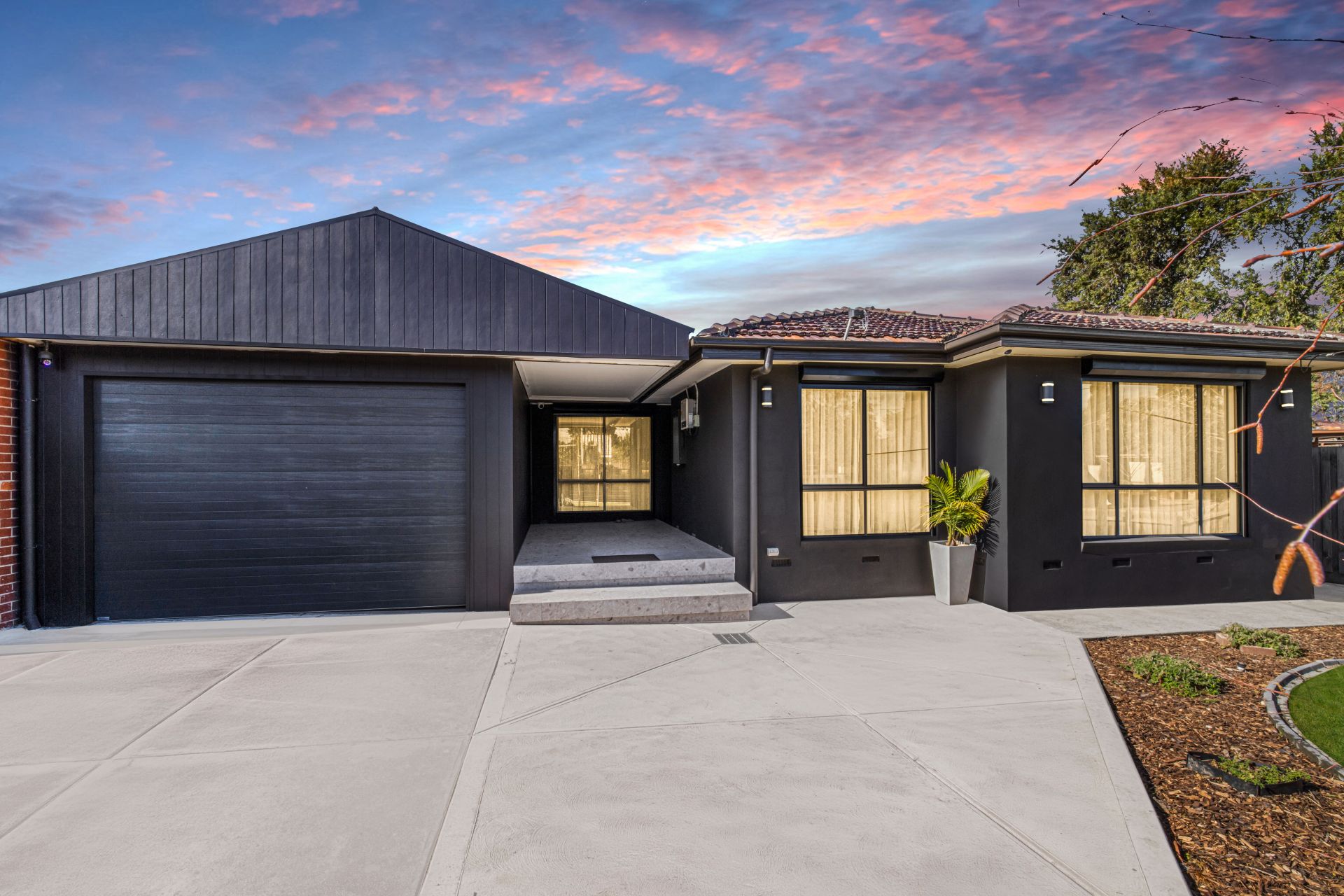 Luxury, Security & Space In The Heart Of Thomastown