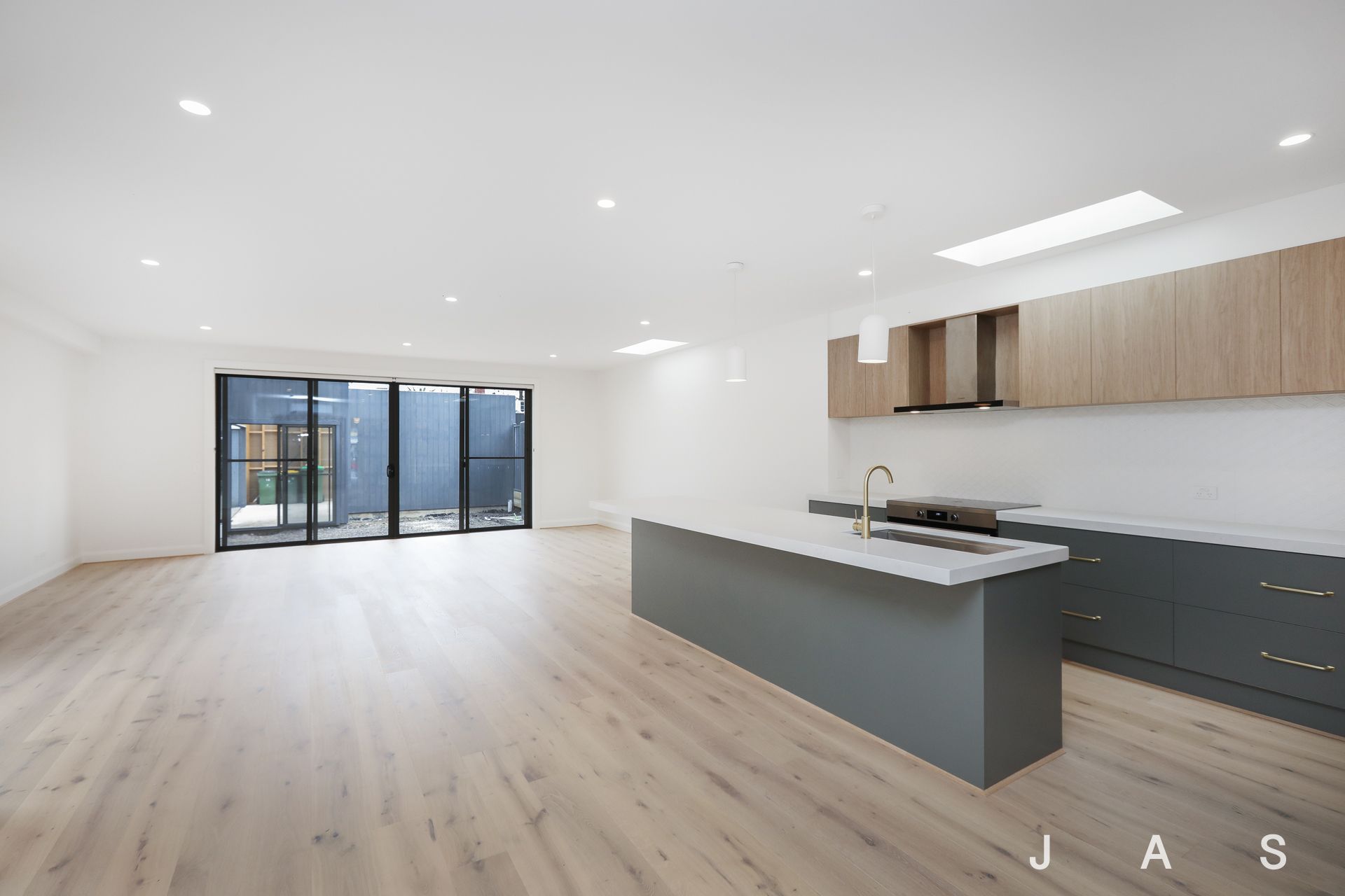 10 Harriet Street Seddon VIC, Seddon - Thumbnail 2