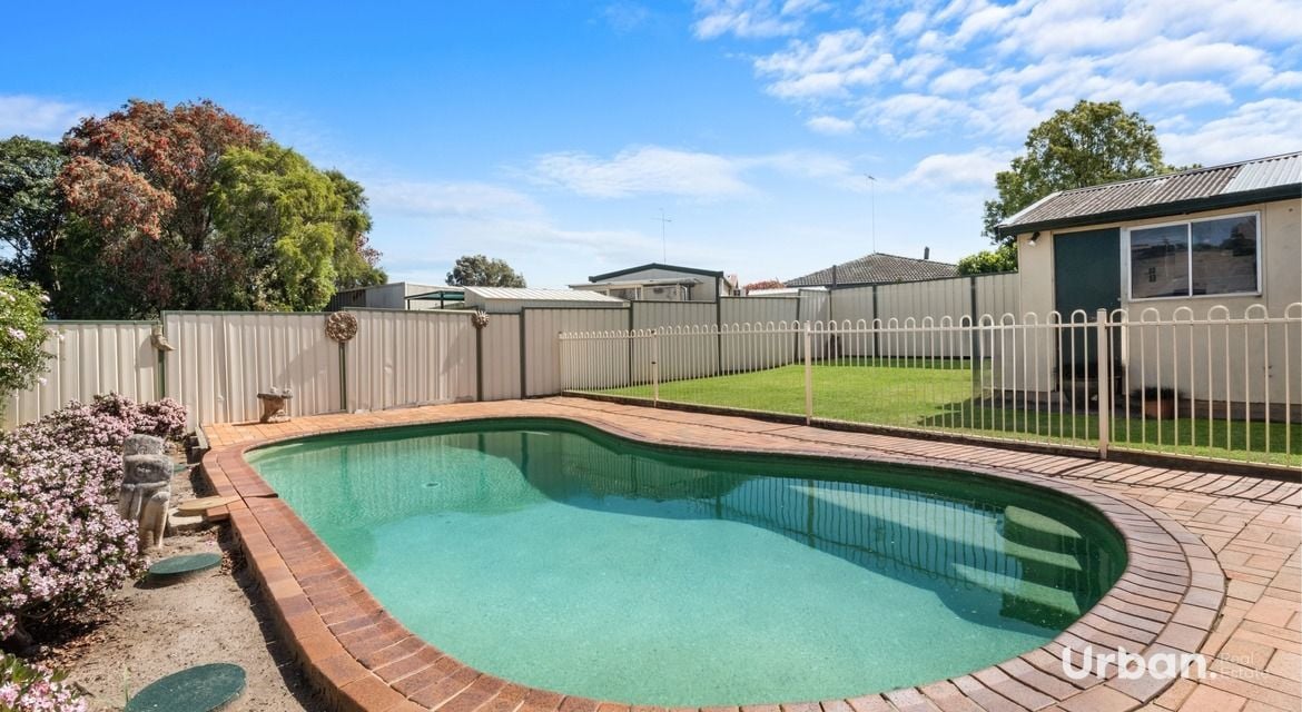 South Windsor 59 Woods Road