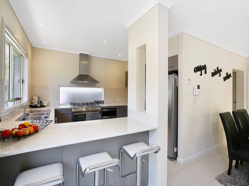 16A Saunders Bay Road, CARINGBAH SOUTH, Caringbah South - Thumbnail 3