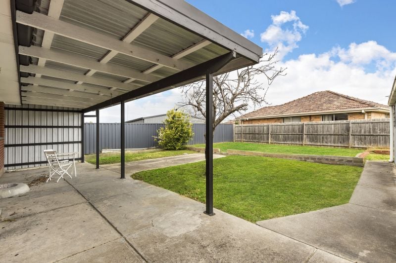 37 Bates Avenue, Thomastown