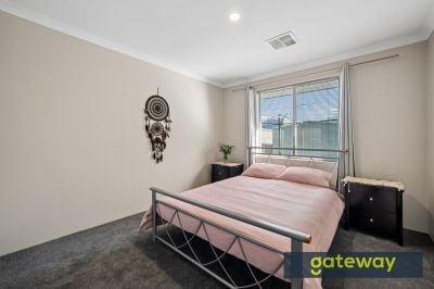 2 Grampian Crescent, Aubin Grove