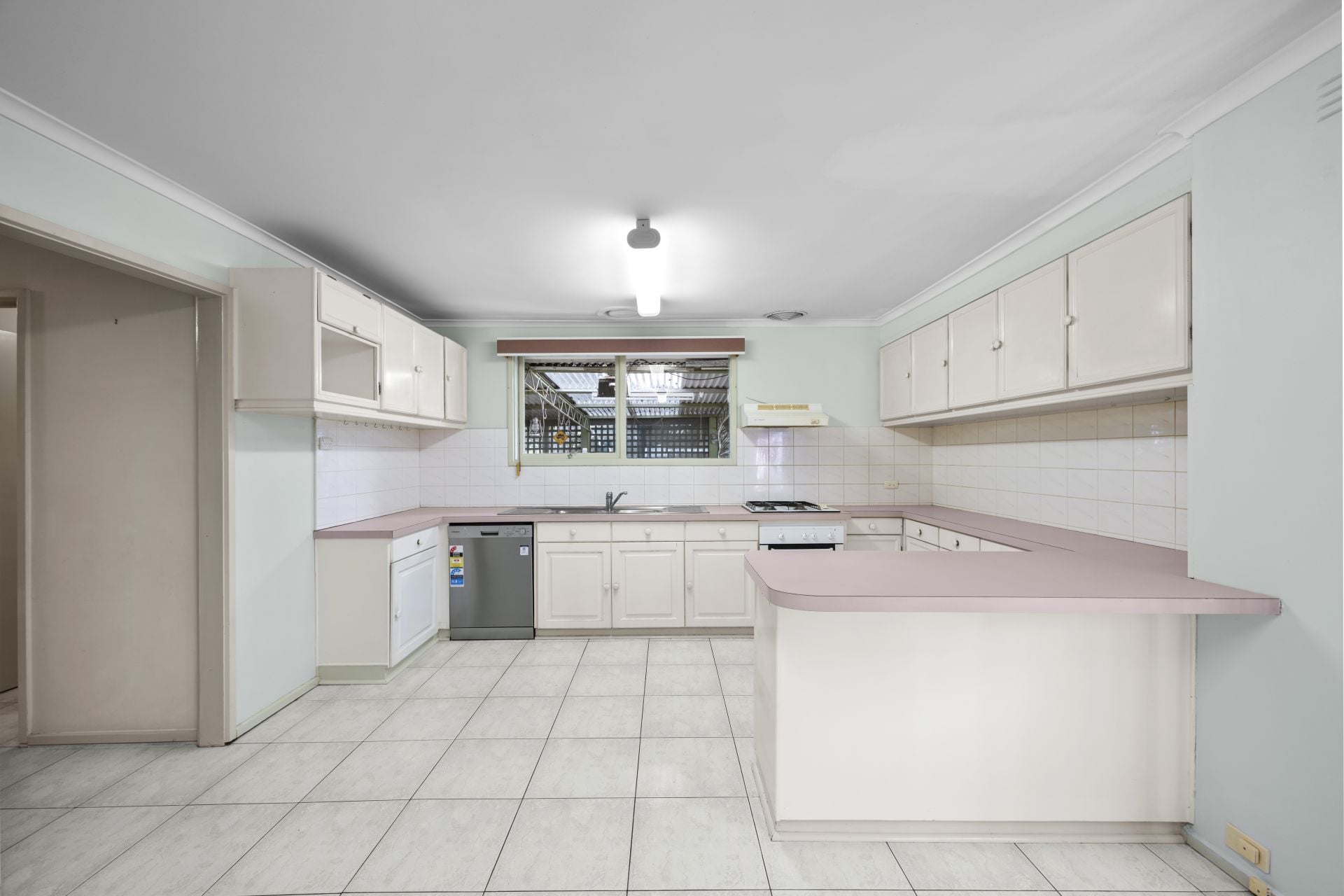 Sensational Starter – Exceptional Location