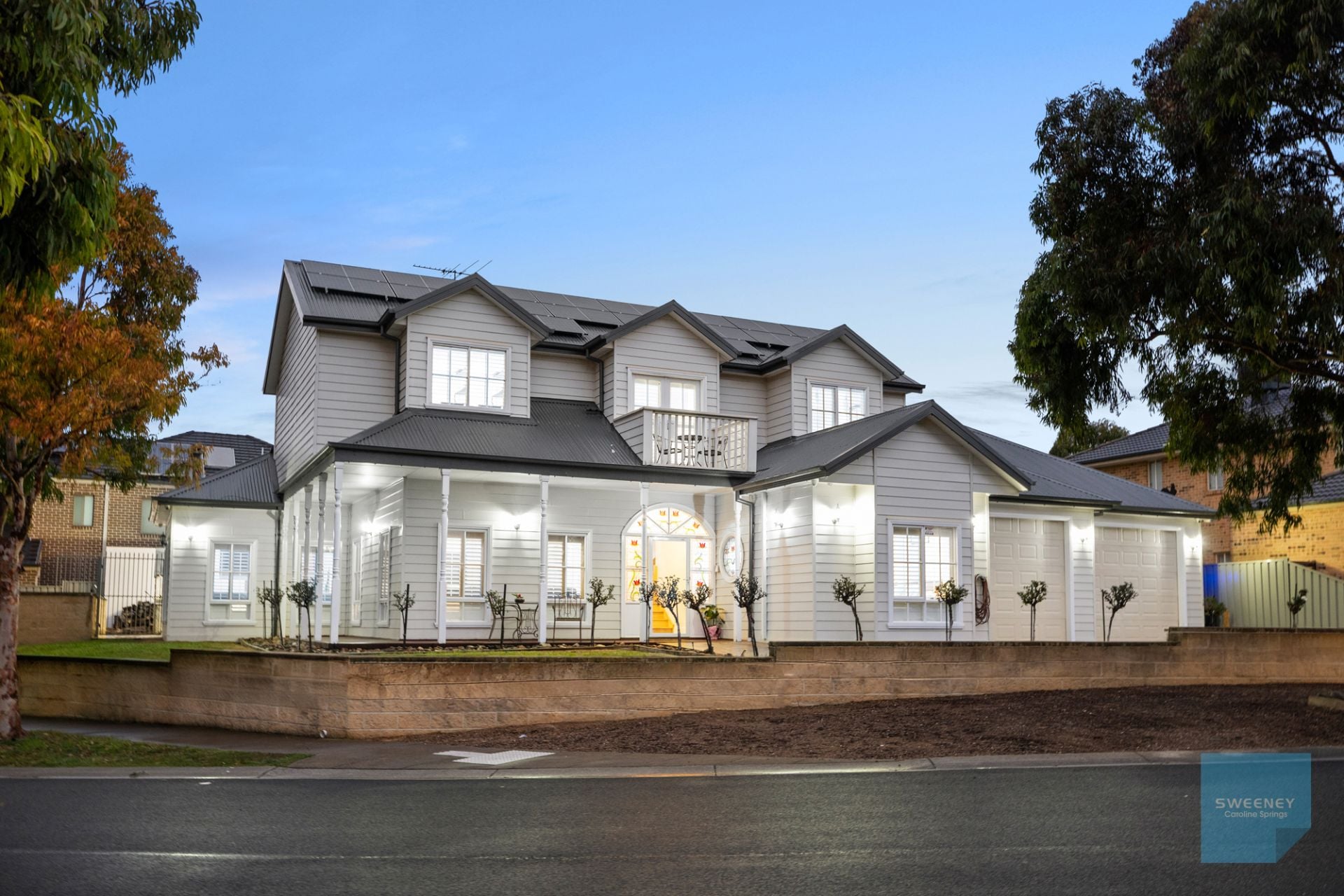 19 Caesia Way, Caroline Springs - Thumbnail 2
