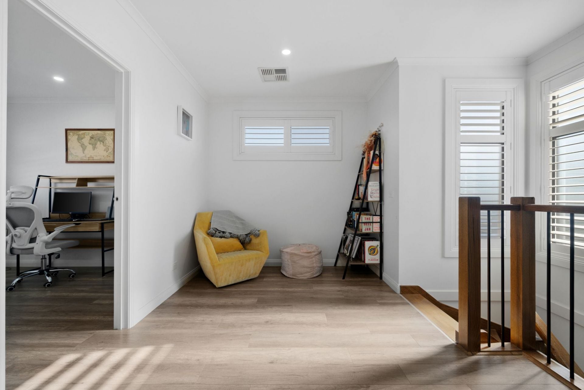 UNDER OFFER

Style, Space & Sophistication in a Prime Family Setting