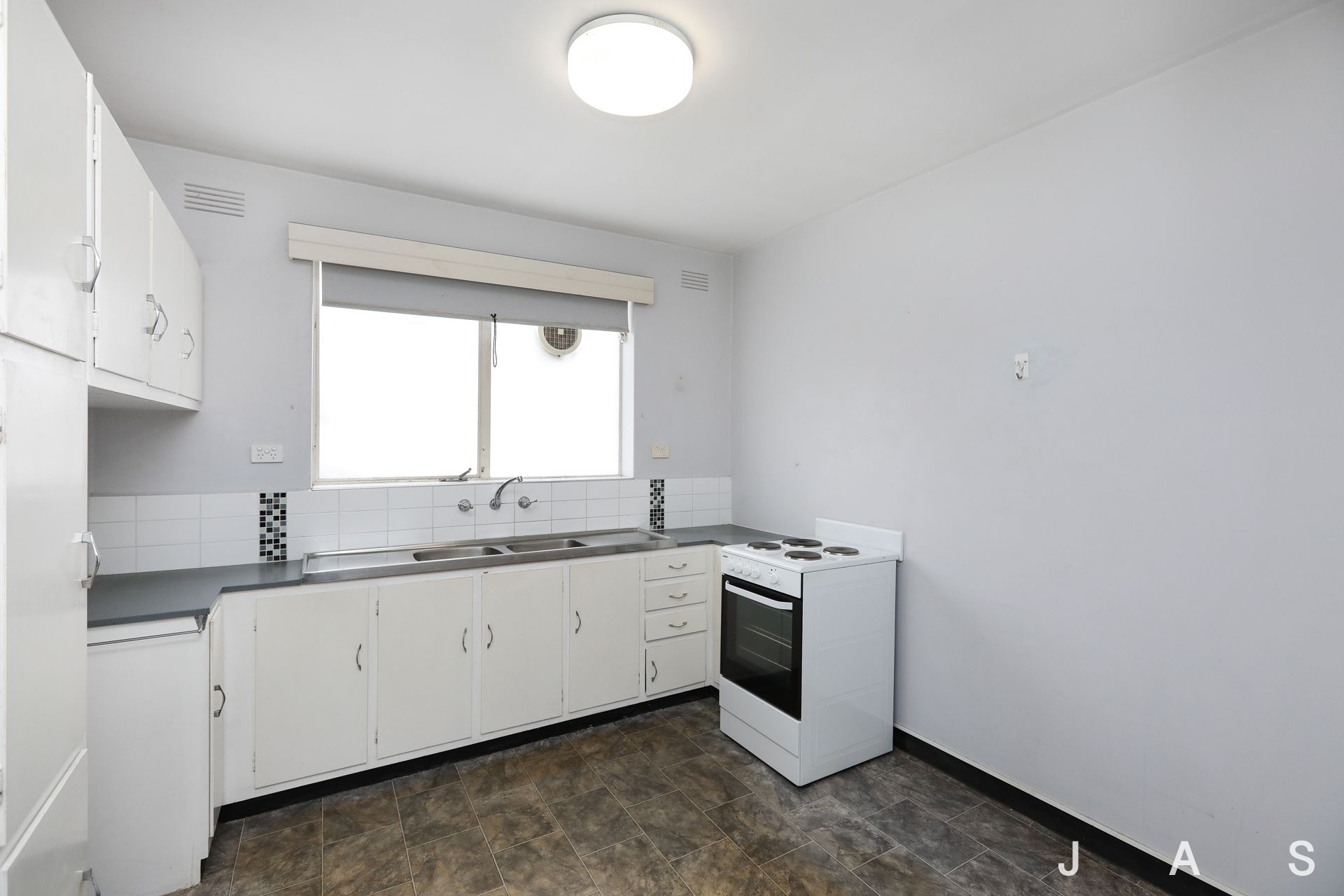 2/99 Verdon Street Williamstown VIC, Williamstown - Thumbnail 4