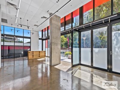 PRICE REDUCTION! GROUND FLOOR RETAIL OPPORTUNITY IN SOUTHBANK!
