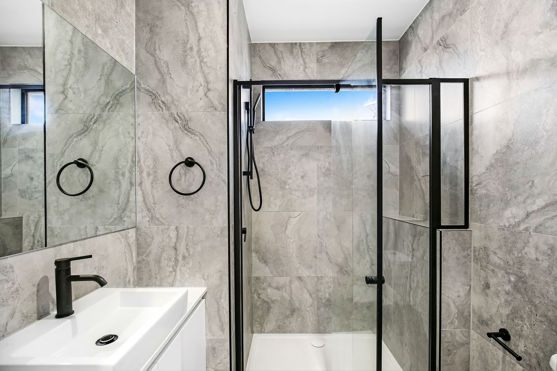 Stylish & Modern 2-Bedroom Townhouse Living
