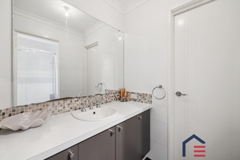 64 Ruby Street, North Perth