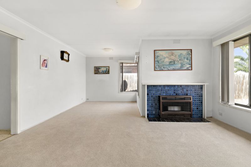 19 Bates Avenue, Thomastown