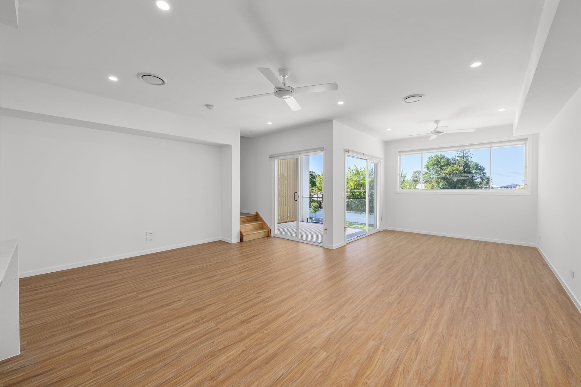 $1,300,000, Hope Island - Thumbnail 5