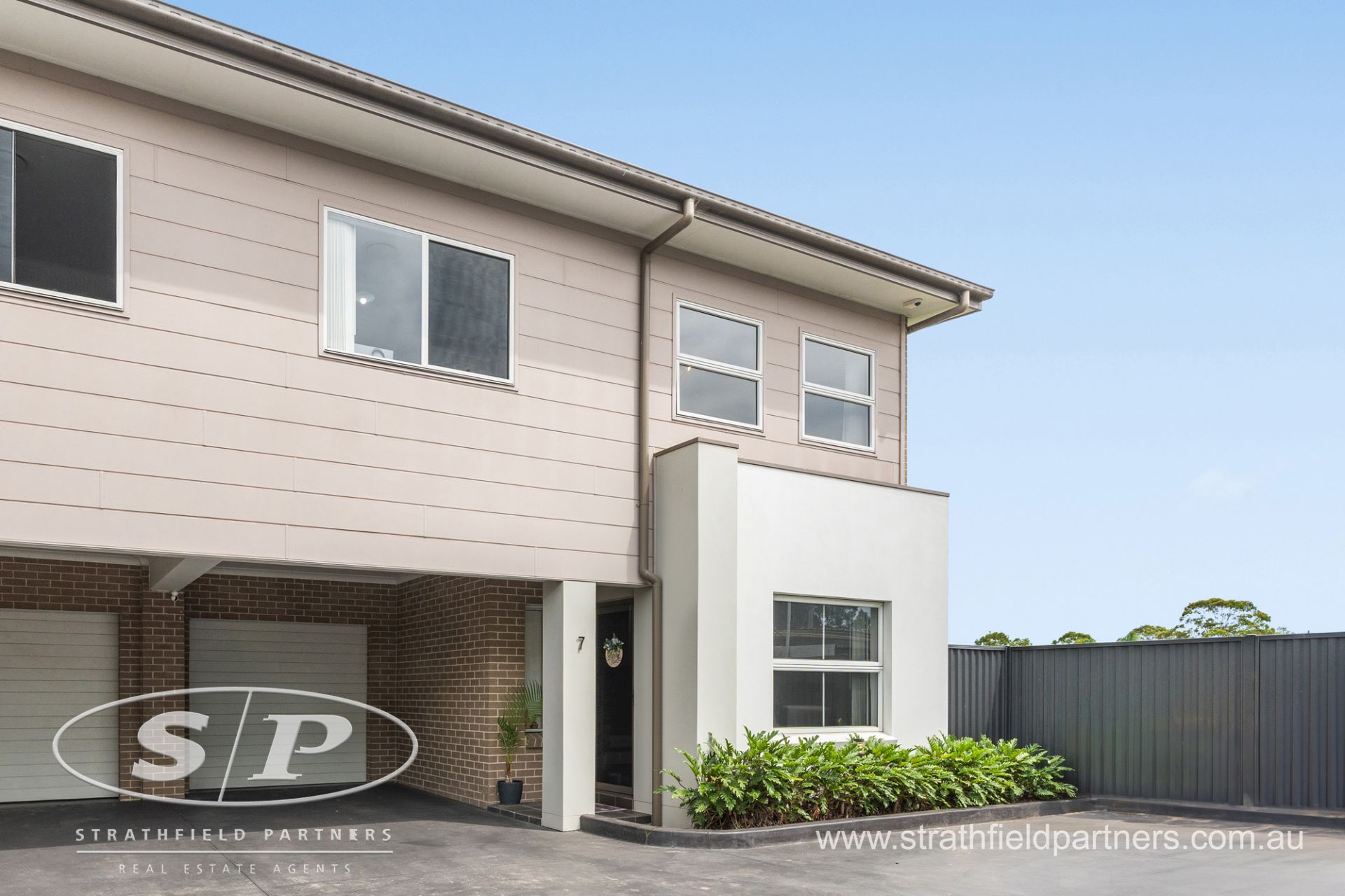 7/19-21 Rowe Avenue, Lurnea, Lurnea - Thumbnail 2