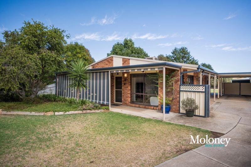 Well presented in convenient location