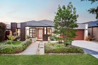 22 Tarcoola Way, Sandhurst VIC