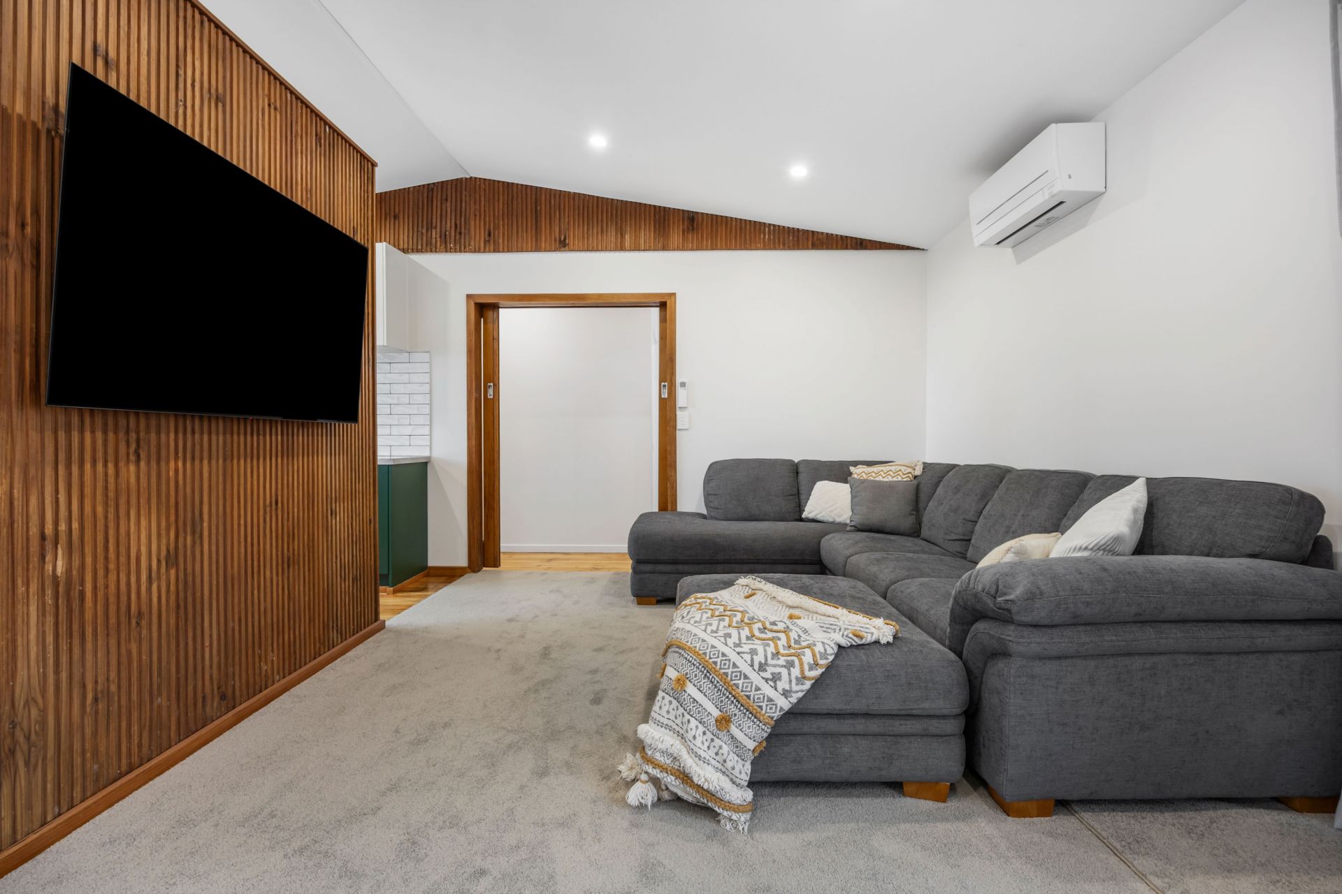 9 Adela Street, Wendouree, Wendouree - Thumbnail 4