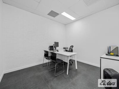 ENTRY LEVEL OFFICE ON LOGAN ROAD!