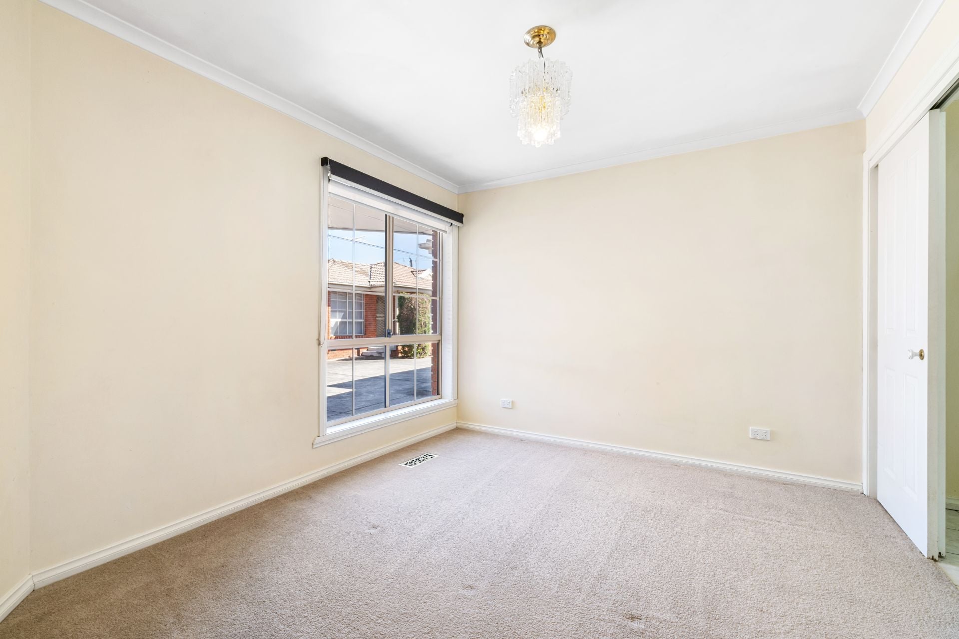 Secluded Gem With Lots Of Garden Surrounds