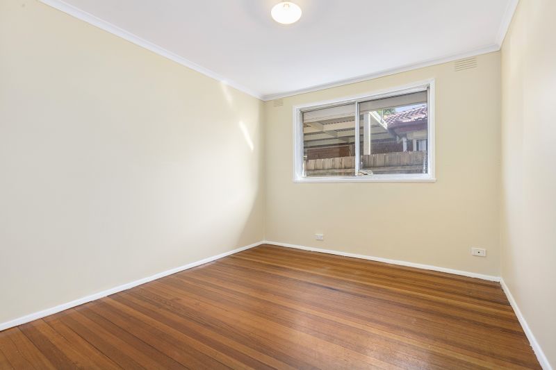 18 Columbia Road, Lalor