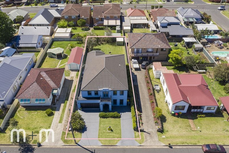 8 Wallace Road, Fernhill - Thumbnail 7