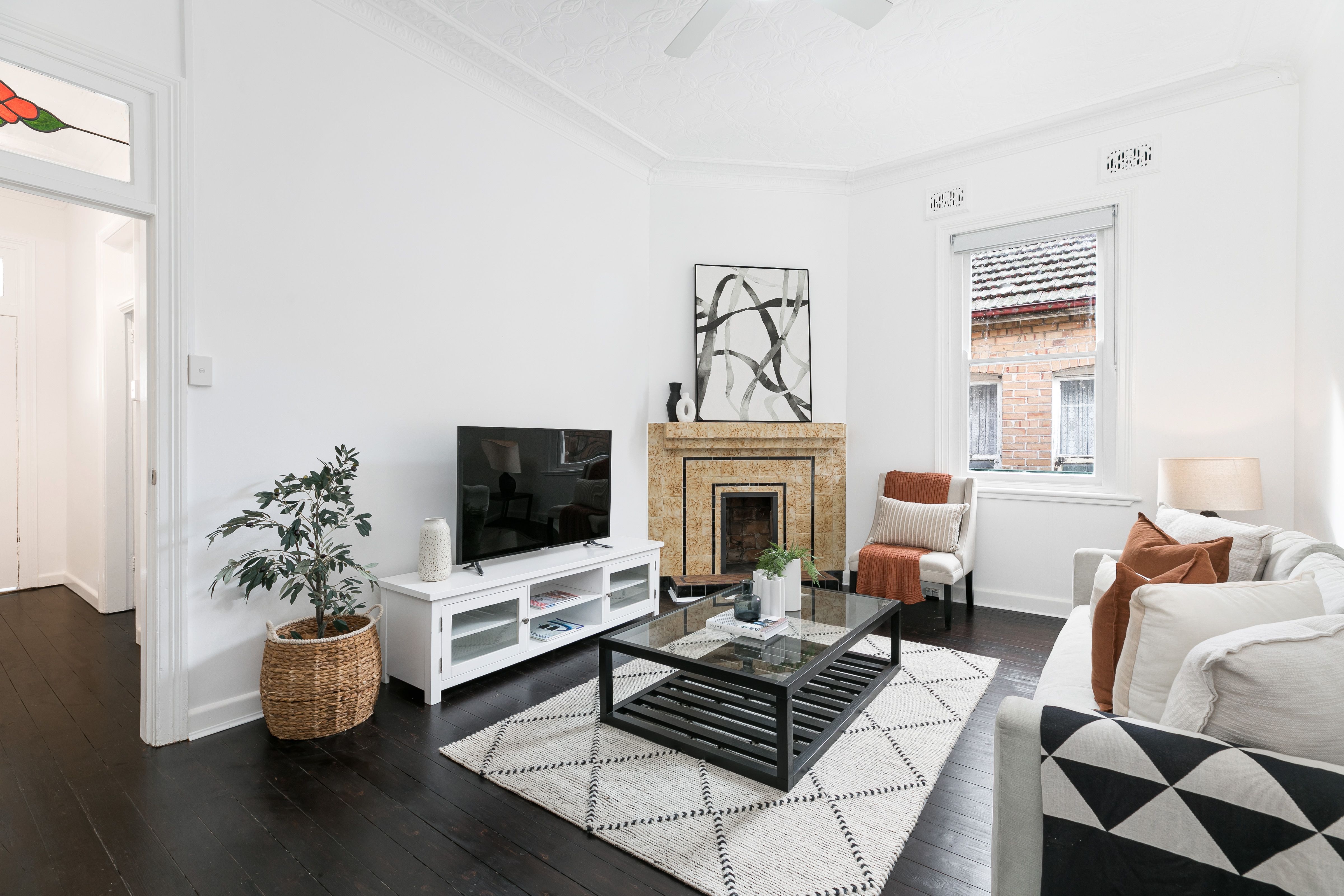 6 Bembridge Street CARLTON 2218