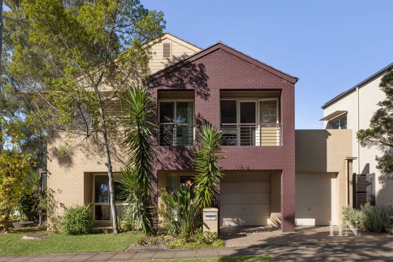 1 Clarke Street, Newington