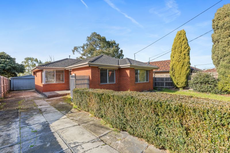 110 Casey Drive, Lalor