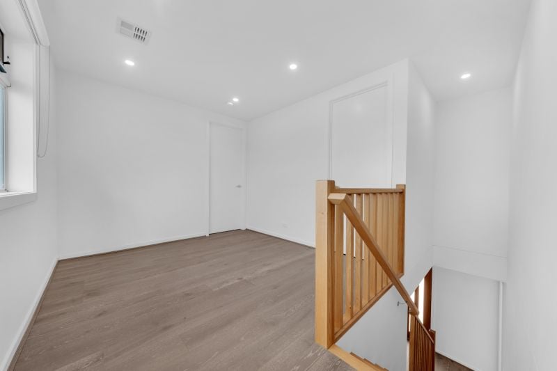 10 Cowwarr Crescent, Wollert