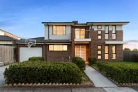 11 Oakgrove Drive, Narre Warren South VIC, Narre Warren South - Image 1