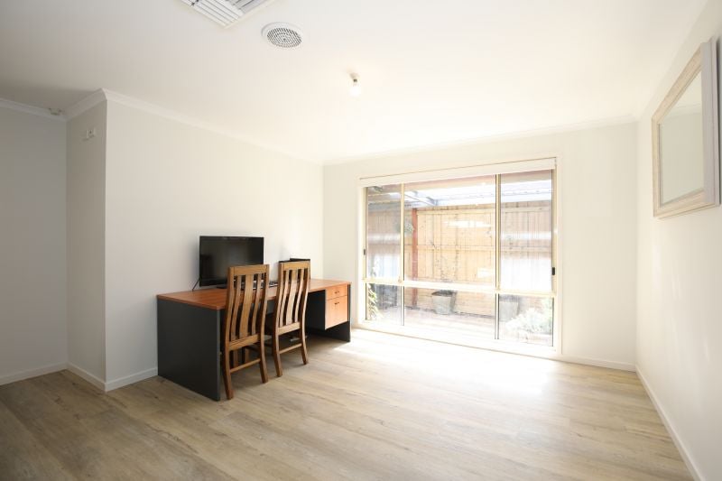 10 Hawkesbury Court, Thomastown