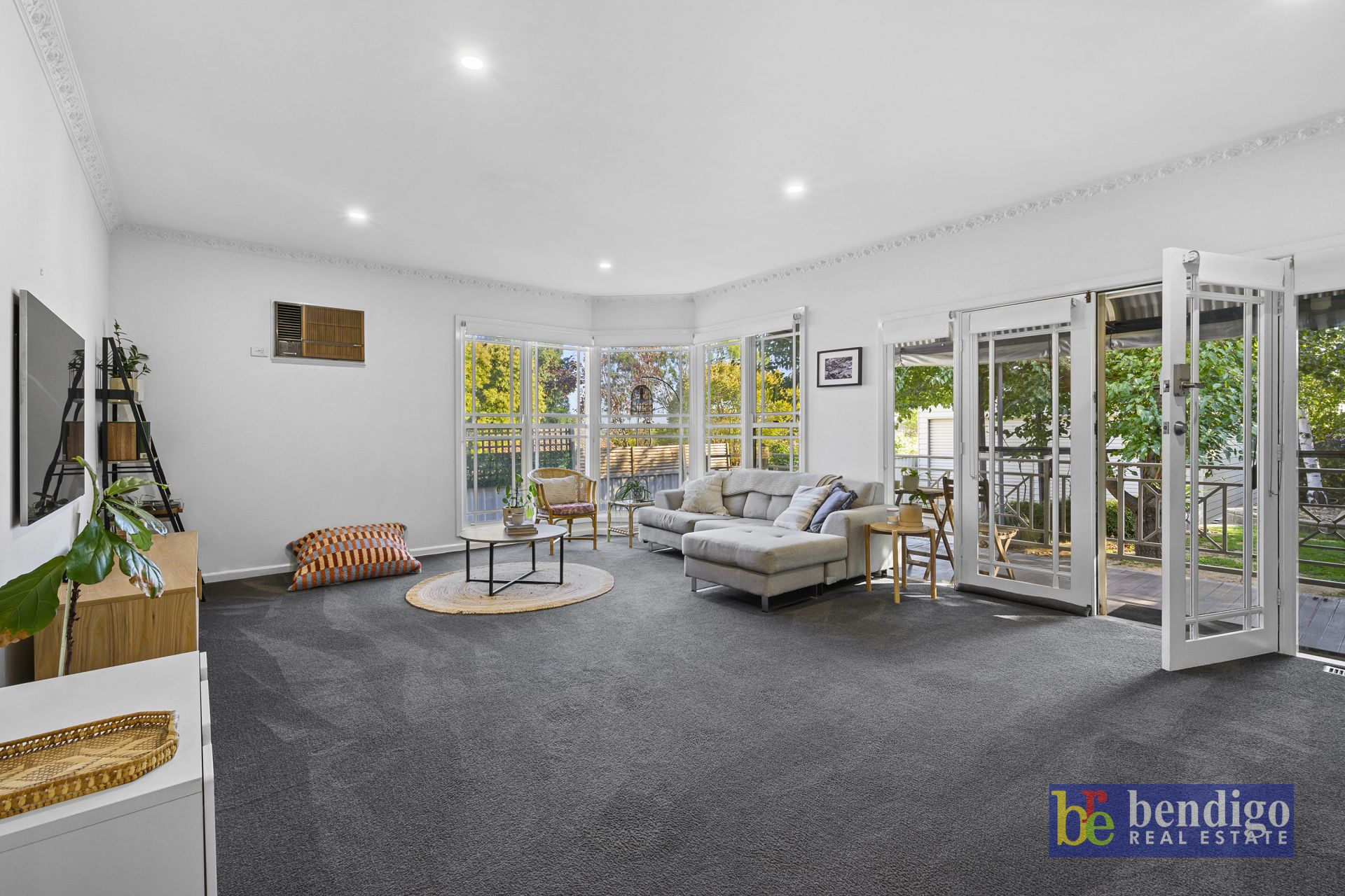 35 Hammer Street Flora Hill VIC, Hill - Thumbnail 3