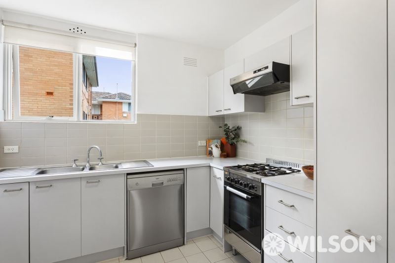 6/2 Celeste Court ST KILDA EAST VIC, St Kilda East - Thumbnail 4