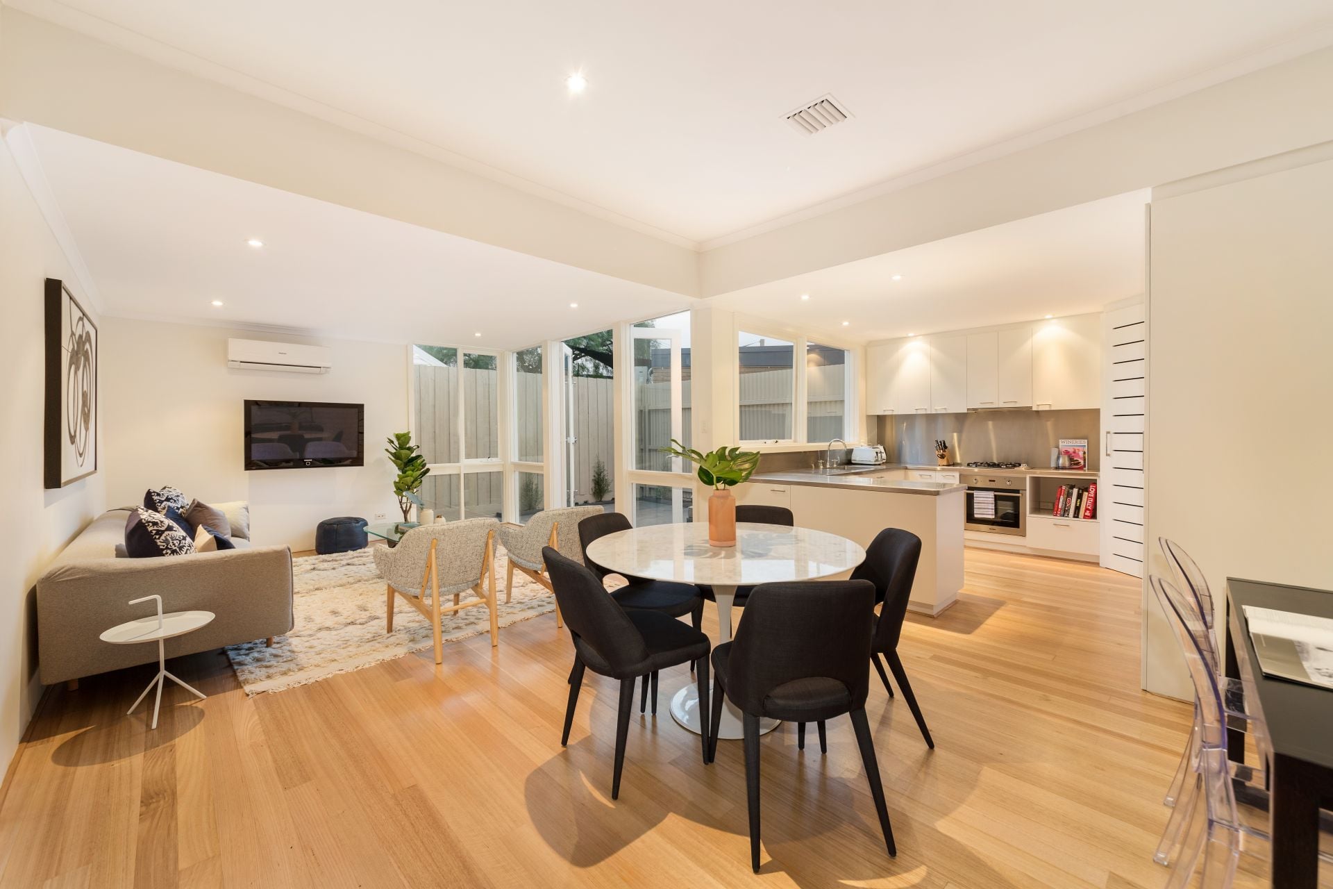 39 Earl Street, Windsor, Windsor - Thumbnail 6